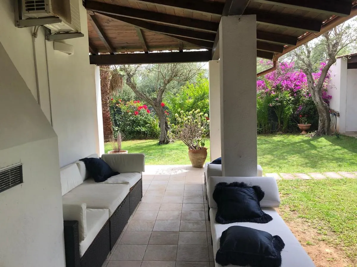 Villa Ines Con Piscina Sud Sardegna Capoterra