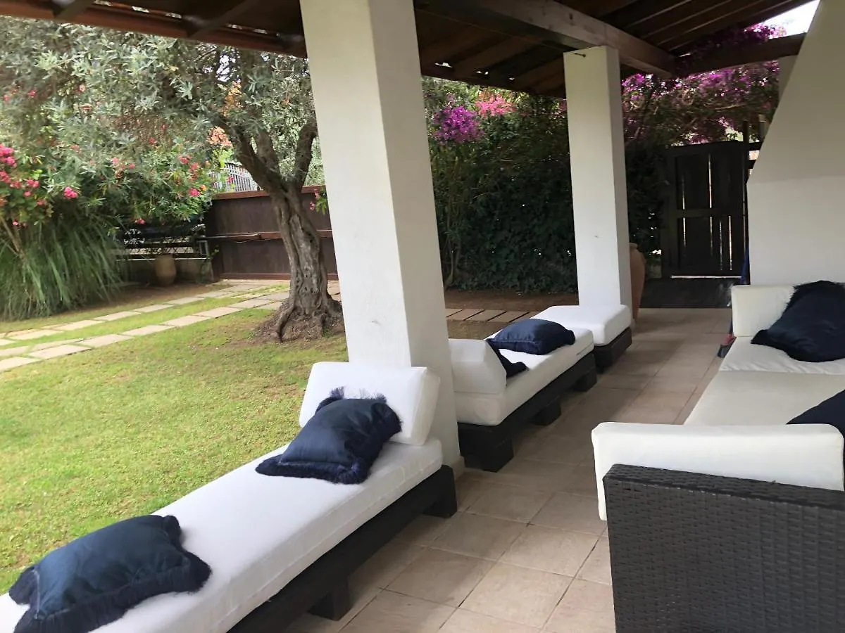 Villa Ines Con Piscina Sud Sardegna Capoterra 0*,